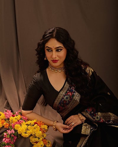 ராஜகுமாரி... மியா!