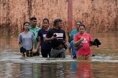 இலங்கையில் வெள்ளம்... 1.34 லட்சம் மக்கள் பாதிப்பு!