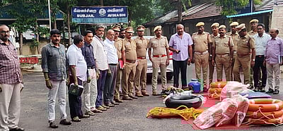 அவிநாசியில் தீயணைப்புத் துறையினா் பேரிடா் மீட்பு ஒத்திகை