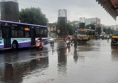 சென்னையில் மீண்டும் மழை! அவ்வப்போது திடீர் மழை பெய்யலாம்!