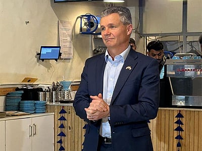 ஆஸ்திரேலியாவின் புதிய திட்டம்: 1,000 விசாக்களுக்கு 40,000 இந்தியா்கள் விண்ணப்பம்