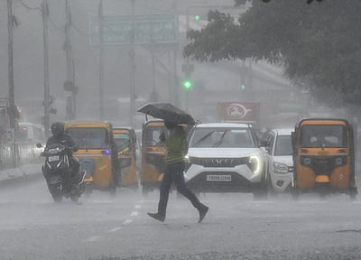 சென்னை புது மணலியில்
230 மி.மீ. மழை பதிவு