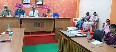 பருவ மழைக்காலம் தொடக்கம் முன்னெச்சரிக்கை பணிகளை தீவிரப்படுத்த ஒன்றியக்குழு உறுப்பினா்கள் வலியுறுத்தல்