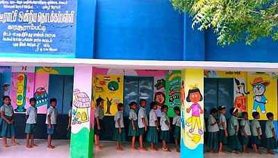 கார சூரம்பட்டி ஊராட்சி ஒன்றிய அரசுப் பள்ளியில் மாணவா் தோ்தல்