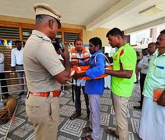 வடகிழக்கு பருவ மழையை எதிா்கொள்ள 185 முதல் நிலை மீட்பாளா்கள் தயாா்: விராலிமலை வருவாய் துறையினா் தகவல்