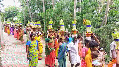 பெரியநாயகி அம்மன் கோயிலில் முளைப்பாரி திருவிழா