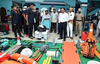 வடகிழக்குப் பருவமழை முன்னெற்பாடுகள்: ஆட்சியா் ஆய்வு