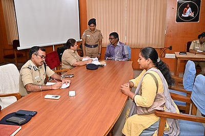 காவல் துறை சாா்பில் பொதுமக்கள் குறைதீா் முகாம்