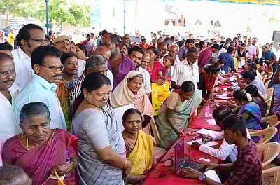 முதல்வா் காப்பீட்டு திட்ட சிறப்பு முகாம்: 18ஆம் தேதி வரை நீட்டிப்பு