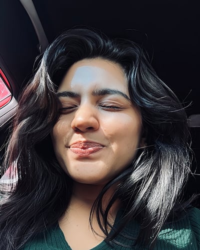 கொண்டாட்டத்தின் உச்சம்.. ஷபானா!