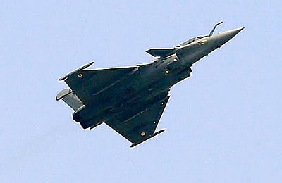 போருக்கு தயாராகும் சீனா! தைவான் எல்லைக்குள் புகுந்த 20 போர் விமானங்கள்!