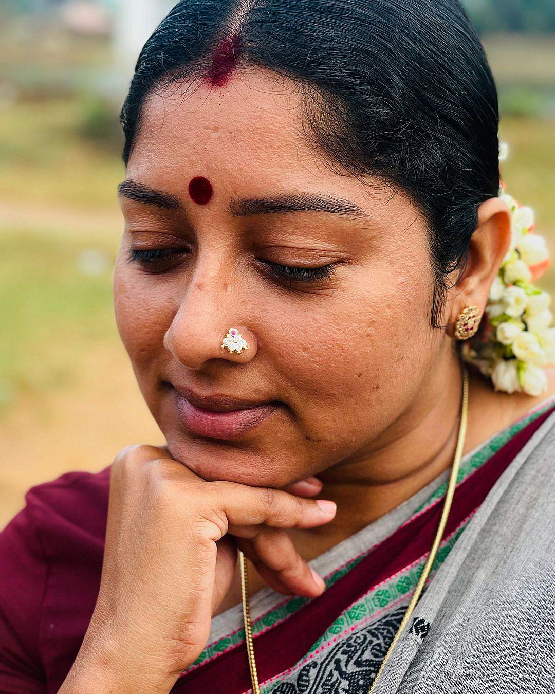 தமிழ்ப்பெண்ணாக அனுமோள்..!