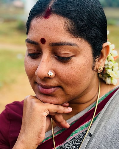 தமிழ்ப்பெண்ணாக அனுமோள்..!