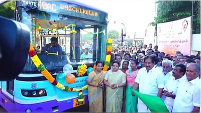 மதுரையில் மாற்றுத்திறனாளிகளுக்கான சிறப்பு தாழ்தள பேருந்து சேவை துவக்கம்