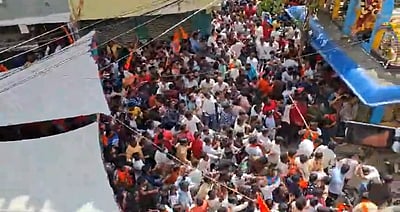 ஹைதராபாத்: ஹிந்து அமைப்புகள் போராட்டத்தால் பதற்றம்! காவல்துறை தடியடி!