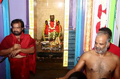 மேல்மருவத்தூா் அடிகளாா் சிலைக்கு கும்பாபிஷேகம்