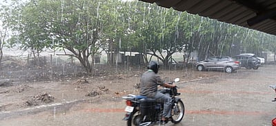 தூத்துக்குடியில் பலத்த மழை 