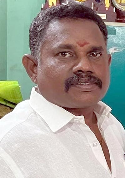 புதுவை மாநில தவெக செயலாளா் மரணம்