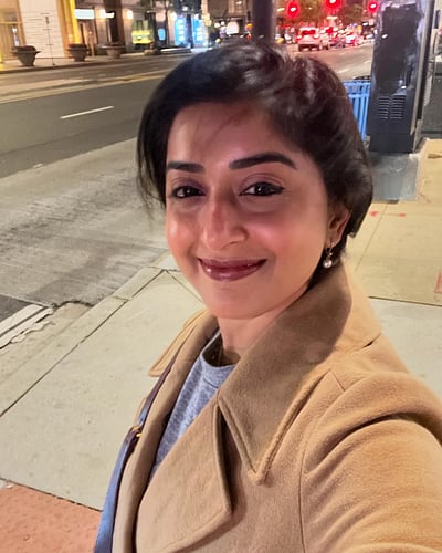 யாரது தெரிகிறதா... மீரா ஜாஸ்மின்!