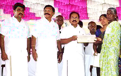 சங்ககிரியில் மக்கள் சந்திப்பு திட்ட முகாம்: ரூ. 65.51 லட்சம் மதிப்பில் நலத்திட்ட உதவிகள் வழங்கல்