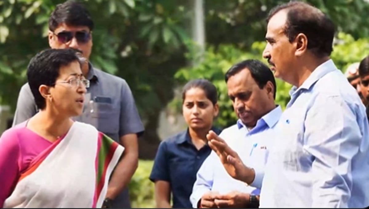 தில்லியில் மாசுக்குக் காரணம் பாஜகவின் மோசமான அரசியல்: அதிஷி