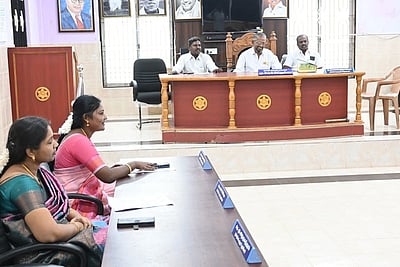 தென்காசி ஊராட்சி ஒன்றியக் குழு கூட்டம்