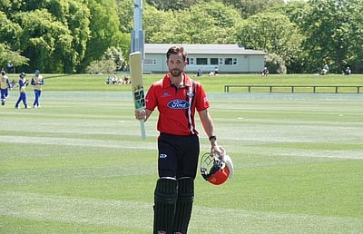 முதல்தரப் போட்டிகளில் அதிவேக இரட்டைச்சதம்: நியூஸி.வீரர் சாதனை!