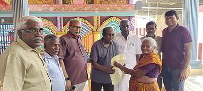 பரமன்குறிச்சியில் 1,200 பேருக்கு நலஉதவிகள்