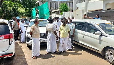 முன்னாள் அமைச்சா் வைத்திலிங்கம் வீட்டில் அமலாக்கத் துறையினா் சோதனை