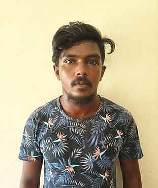 கஞ்சா விற்பனை  செய்த மூவா் கைது