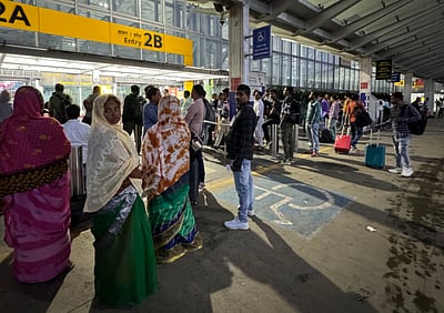 ஒடிசா, மேற்கு வங்கத்தில் விமானப் போக்குவரத்து சீரானது!