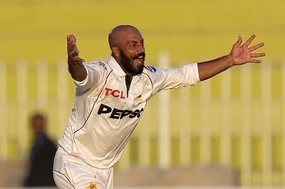 ராவல்பிண்டியில் வரலாற்று சாதனை படைத்த சஜித் கான்!