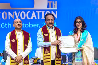 வளா்ந்த நாடாக உருவெடுக்க புரட்சிகரமான மாற்றம் அவசியம்:
இஸ்ரோ தலைவா் சோமநாத்