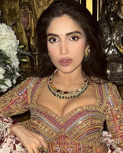 என் மனத் தோட்டத்து வண்ணப் பறவை... பூமி பெட்னகர்!