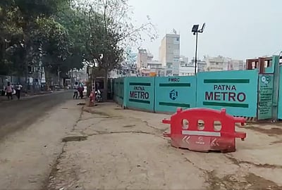 மெட்ரோ கட்டுமானப் பணியில் விபத்து: பிகார் தொழிலாளர்கள் 2 பேர் பலி