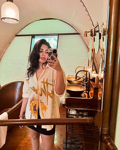 ஆதி சக்தி..! சம்யுக்தா மேனன்!