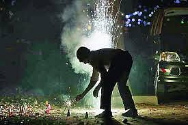 தீபாவளி: தமிழகத்தில் 21 பேருக்கு தீக்காயம்!