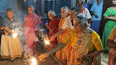 தாய்-தந்தையைப் போற்றுவோம்!