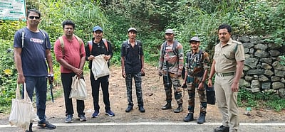 குரங்கணியில் மீண்டும் மலையேற்றப் பயிற்சி