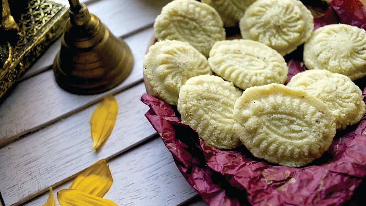 பெங்காலி தேங்காய் சந்தேஷ்