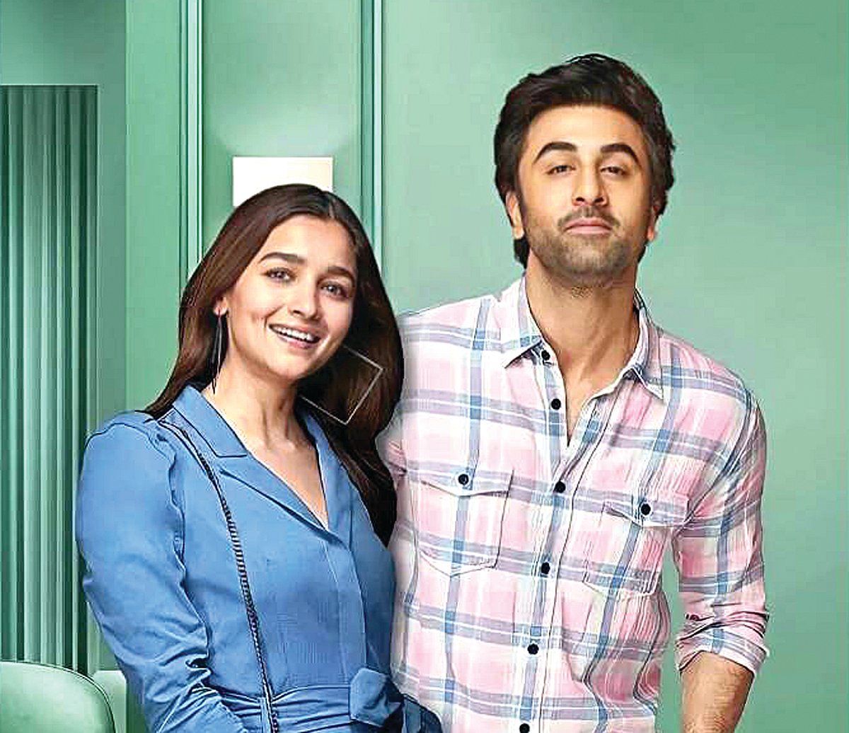 பாலிவுட் ஸ்டூடியோ!