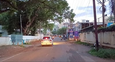 திமுக கொடிக்கம்பம் ஊன்றும் போது மின்சாரம் பாய்ந்து கூலி தொழிலாளி பலி