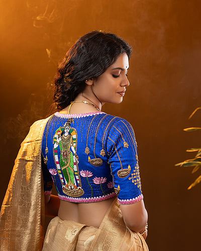 மீனாட்சி பொண்ணு... பிரணிகா!