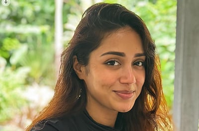 சிறுவனிடம் ஏமாந்த நிவேதா பெத்துராஜ்!