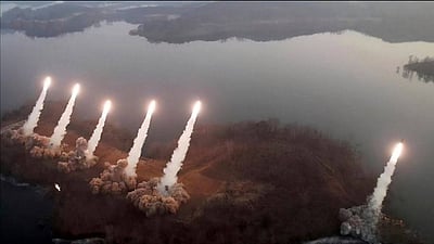 அமெரிக்க தேர்தல்: கடல்வழியாக ஏவுகணை தாக்குதல் நடத்திய வடகொரியா!