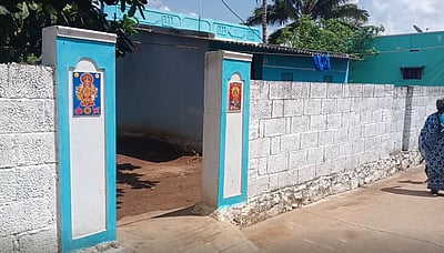 நான்குனேரி: வீடு புகுந்து சிறுவனை வெட்டிய கும்பல்!