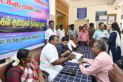 தூத்துக்குடி மாநகராட்சியில் வாா்டுகள்தோறும் கள ஆய்வு: மேயா் தகவல்