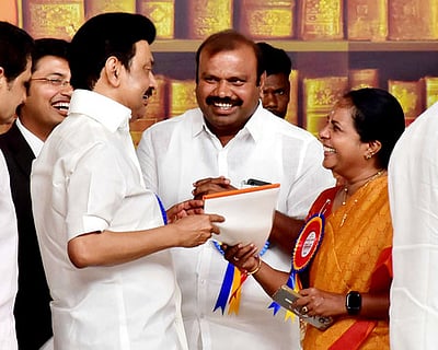 கோவையைக் கவர முதல்வா் முயற்சி - 2026இல் விடை கிடைக்கும்: வானதி சீனிவாசன் எம்எல்ஏ