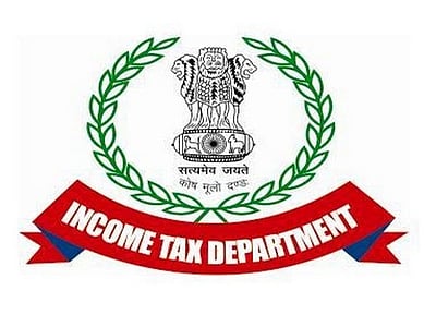 இபிஎஸ் உறவினா் வீட்டில் 5 நாட்களாக நடந்த  சோதனை நிறைவு: ரூ.750 கோடி வரி ஏய்ப்பா? 