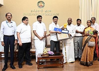 பேராசிரியர் மா.செல்வராசனுக்கு கருணாநிதி செம்மொழித் தமிழ் விருது: முதல்வர் ஸ்டாலின் வழங்கினார்